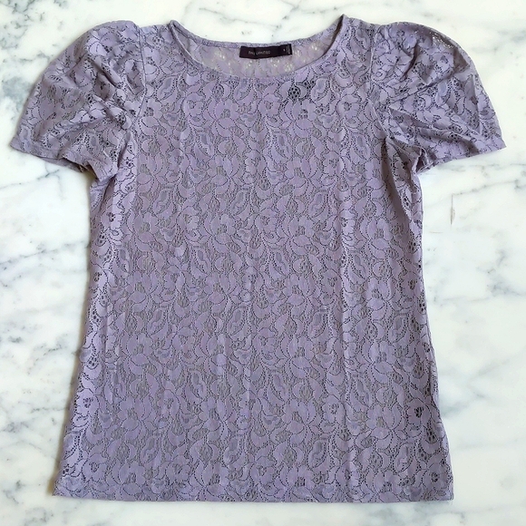 NWT. The Limited Cotton and Nylon All Lace Puffy Short Sleeve Blouse. - Picture 3 of 5